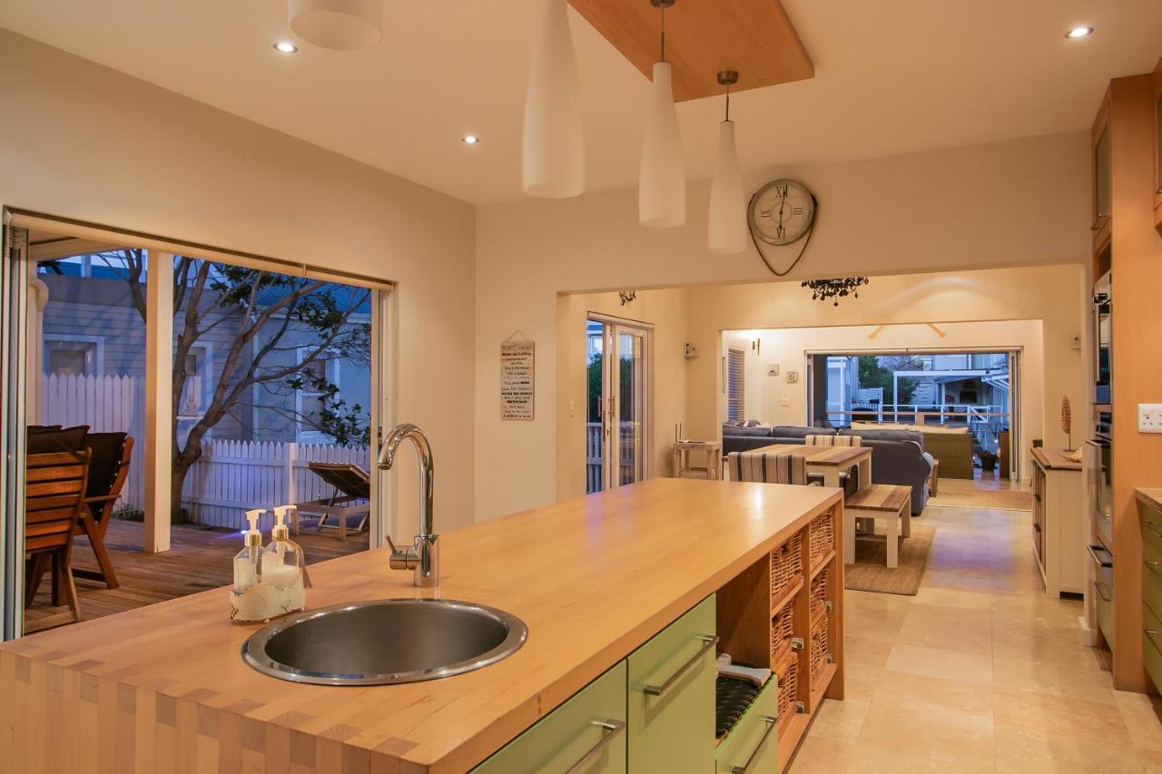 Villa Avocet Nest On Thesen Island Knysna Exterior foto